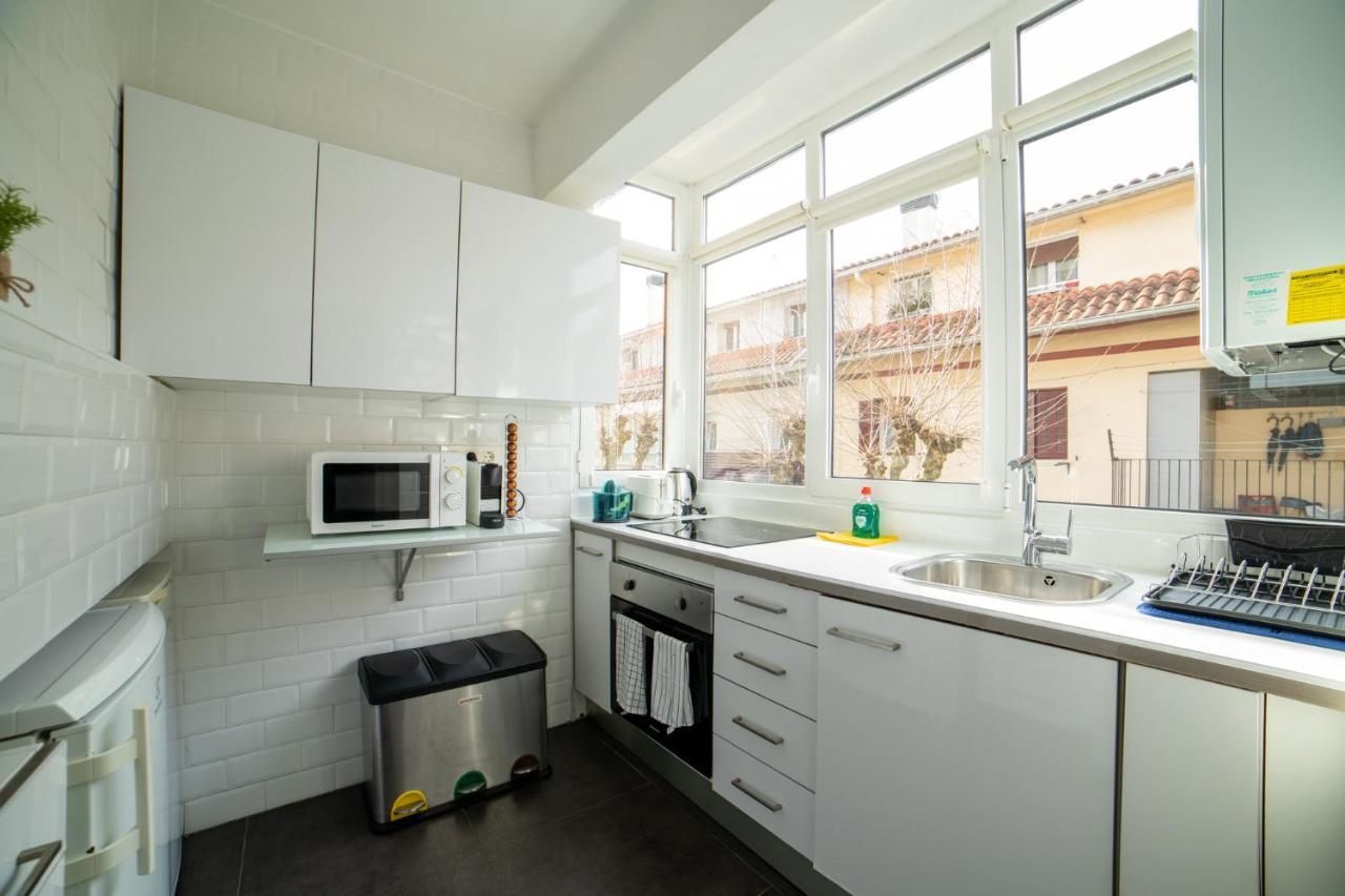 Charming Sweet Rio Deba Apartment By Cisan Rentals San Sebastian Bagian luar foto
